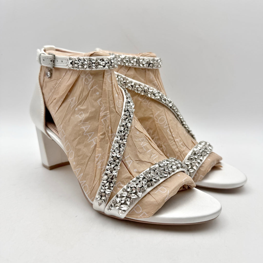Pnina Tornai x Naturalizer Womens Ahava Heels Size 6.5 White Crystal Sandals NIB