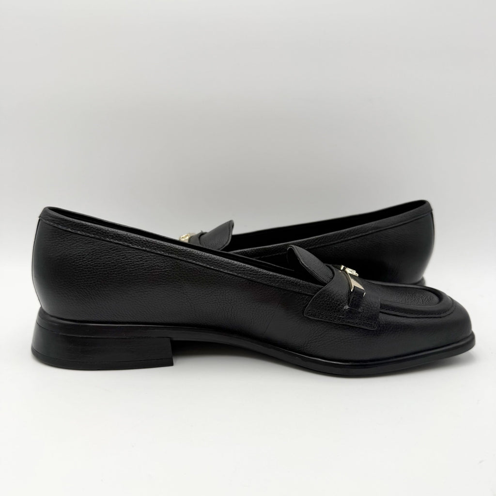 Naturalizer Womens Fabienne Loafers Size 10 M Black Leather NWOB