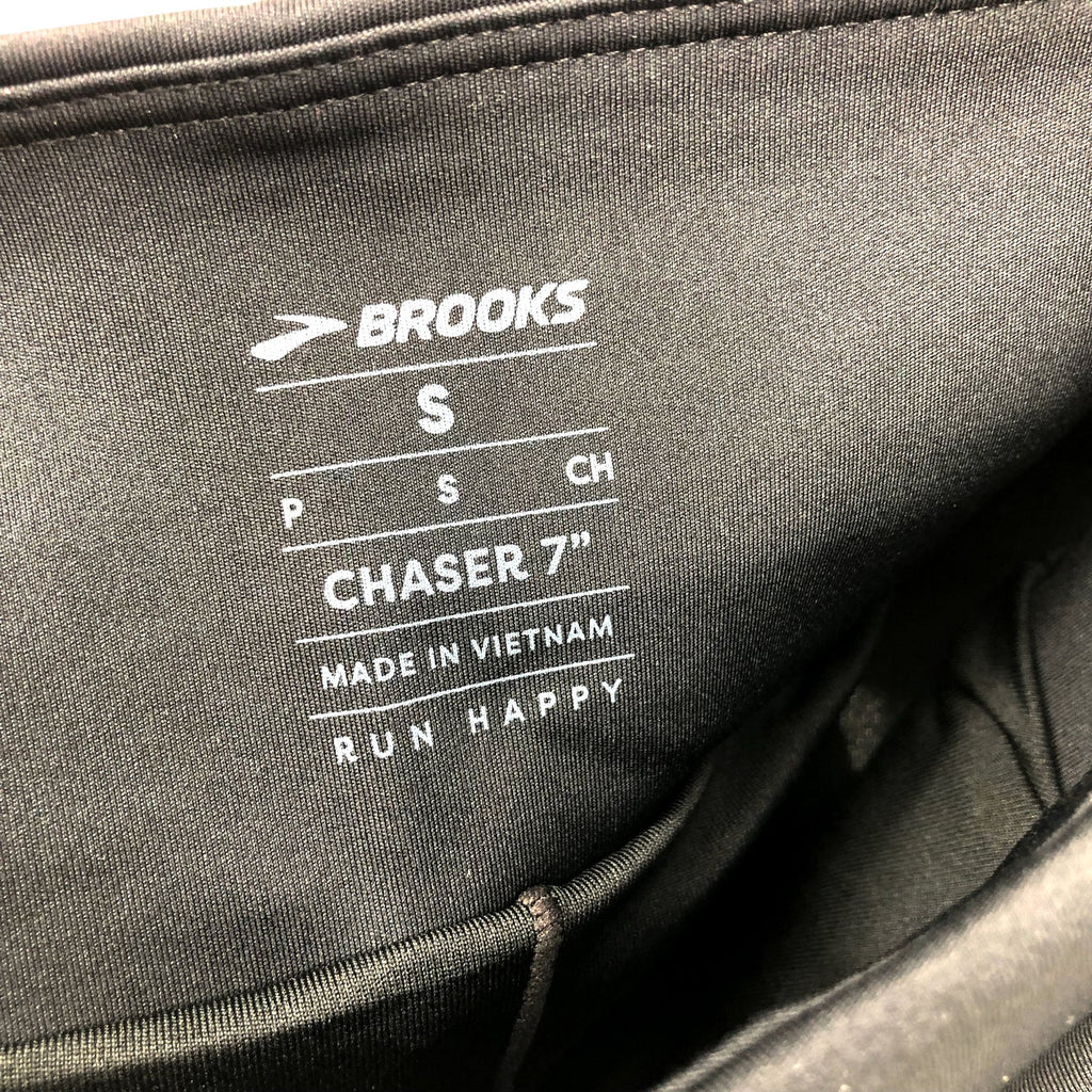 BROOKS Women's Chaser 7" Running Shorts Size Small Black Athletic Stretch NWT