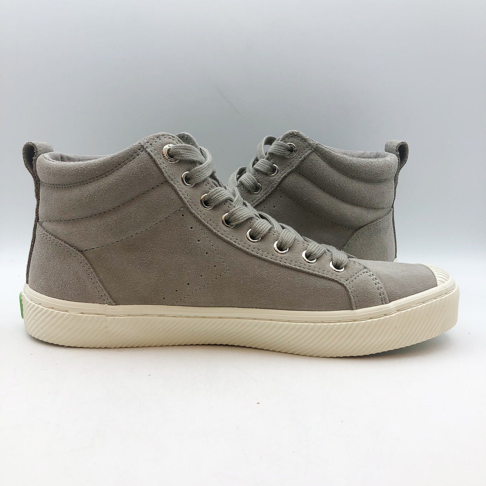 Cariuma OCA High Sneakers Womens 10.5 Mens 9 Cloud Grey Suede NIB