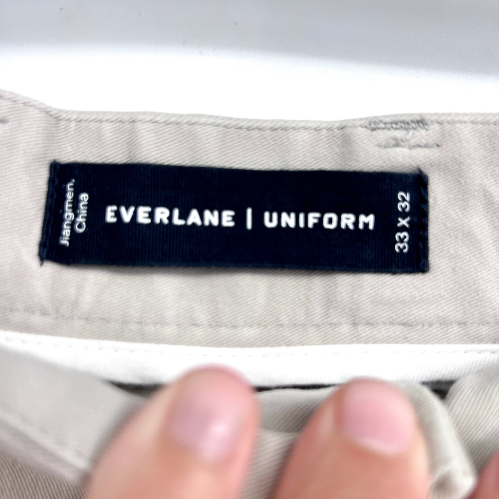 EVERLANE Uniform Mens Performance Chino Pants 33x32 Sand Stone Athletic Fit NWT