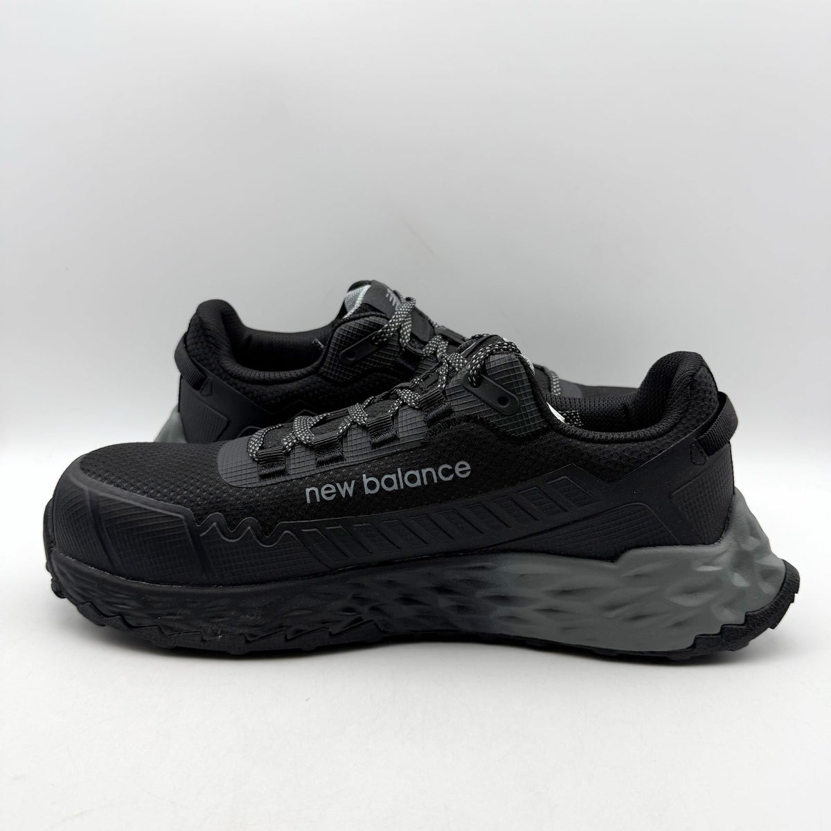 New Balance Womens Cremorne Fresh Foam Work Sneakers US 6.5 WIDE Black CT SR NIB
