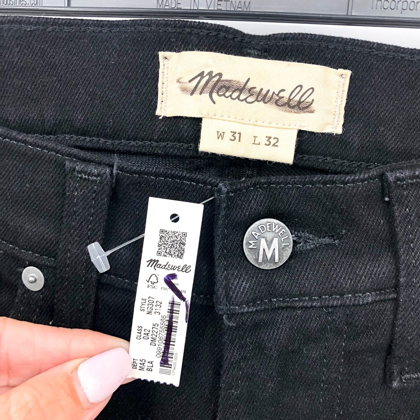 MADEWELL Men's Athletic Slim Jean 31x32 Black Denim Stretch NG307 NWT