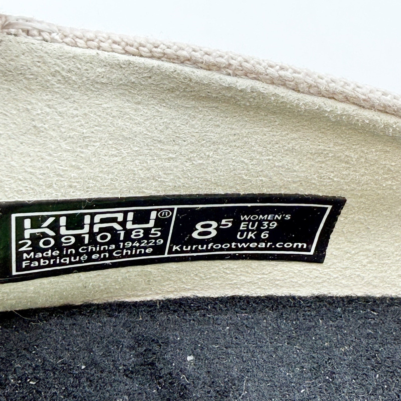 KURU Womens Roam Atla Classic Sneakers US 8.5 EU 39 Beige Sand Slip On NWOB
