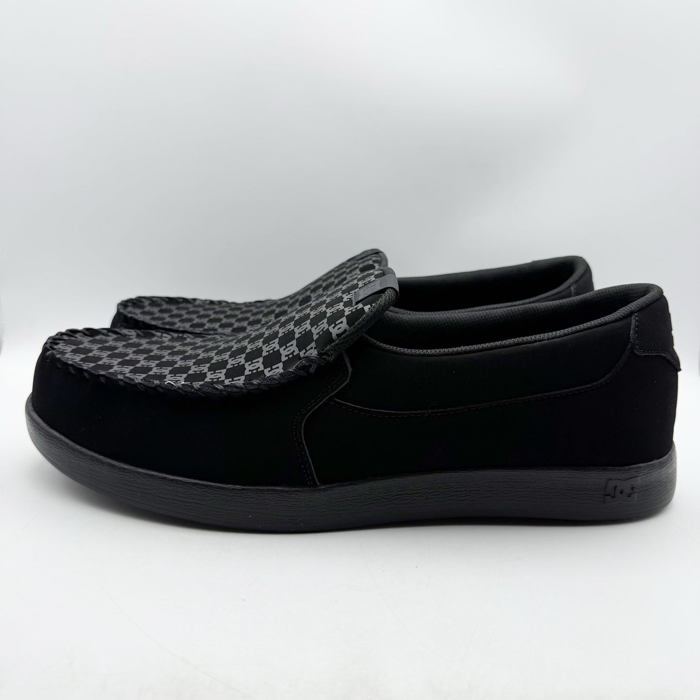 DC Mens Villain 2 Slip On Sneakers US 18 EU 55 Black Leather NIB