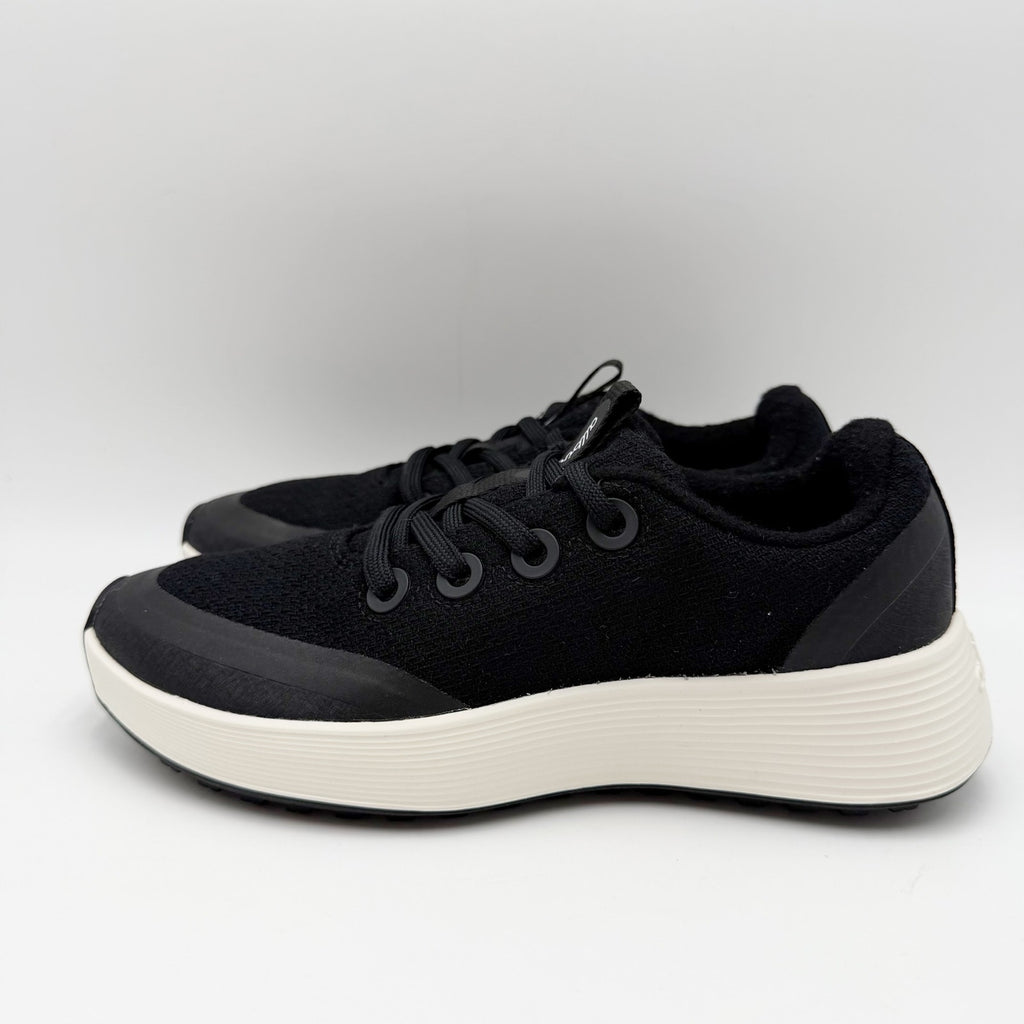 AllBirds Womens Runner Protect Low Sneakers Size 6.5 Black White Athletic NWOB