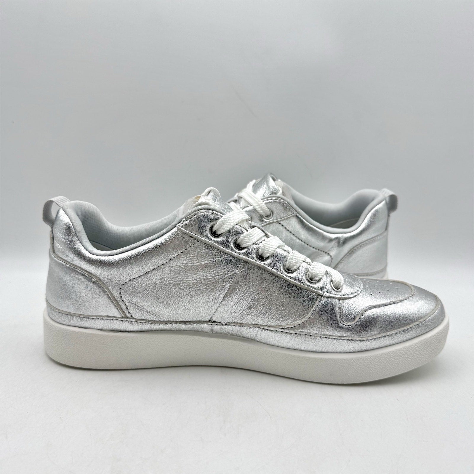 Vionic Womens Elise Casual Sneakers US 8.5 EU 39 Silver Leather NIB