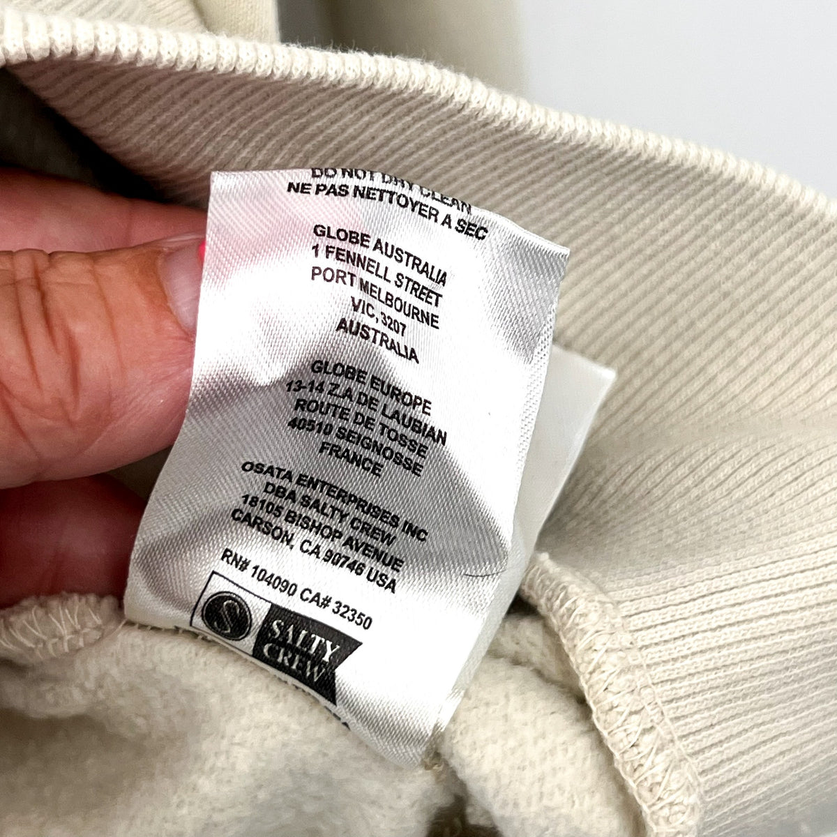 SALTY CREW Women's Salty Crew Hopper Crew Hoodie Medium Off White Sweatshirt NWT