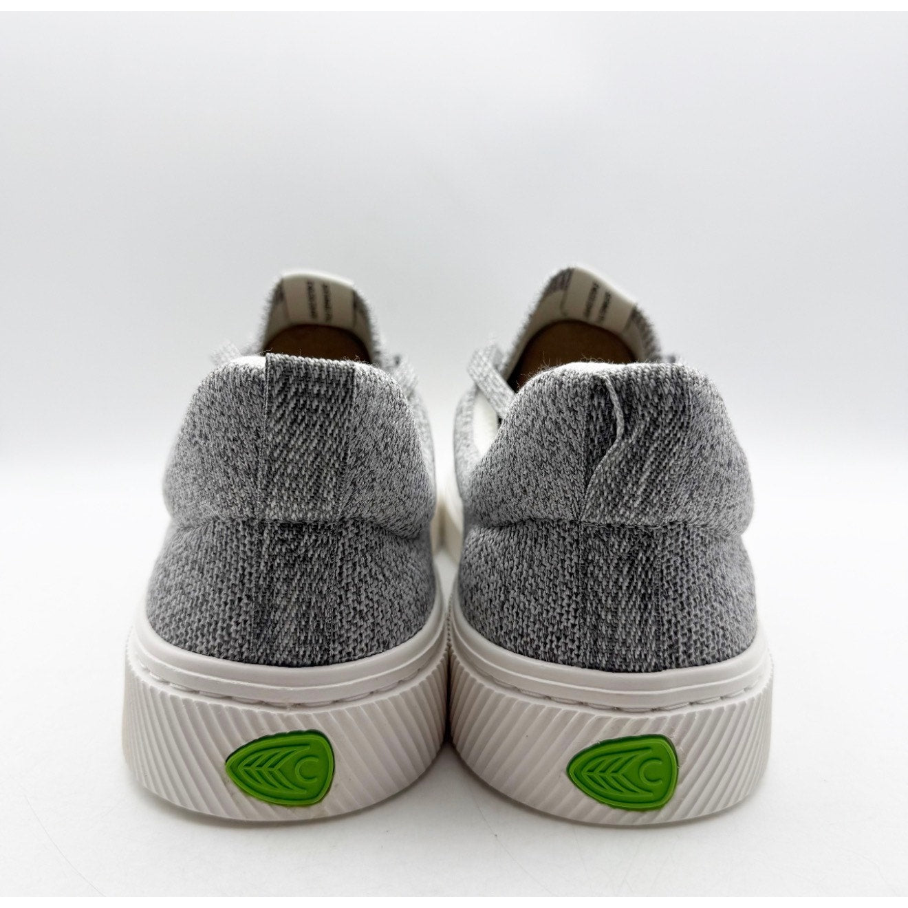 Cariuma Mens IBI Low Sneakers Size 12.5 Stone Light Grey Bamboo Knit Casual NIB