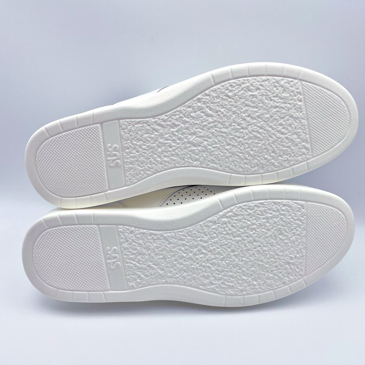 SAS Womens Free Time Comfort Walking Sneakers US 10.5 Wide White Leather NIB