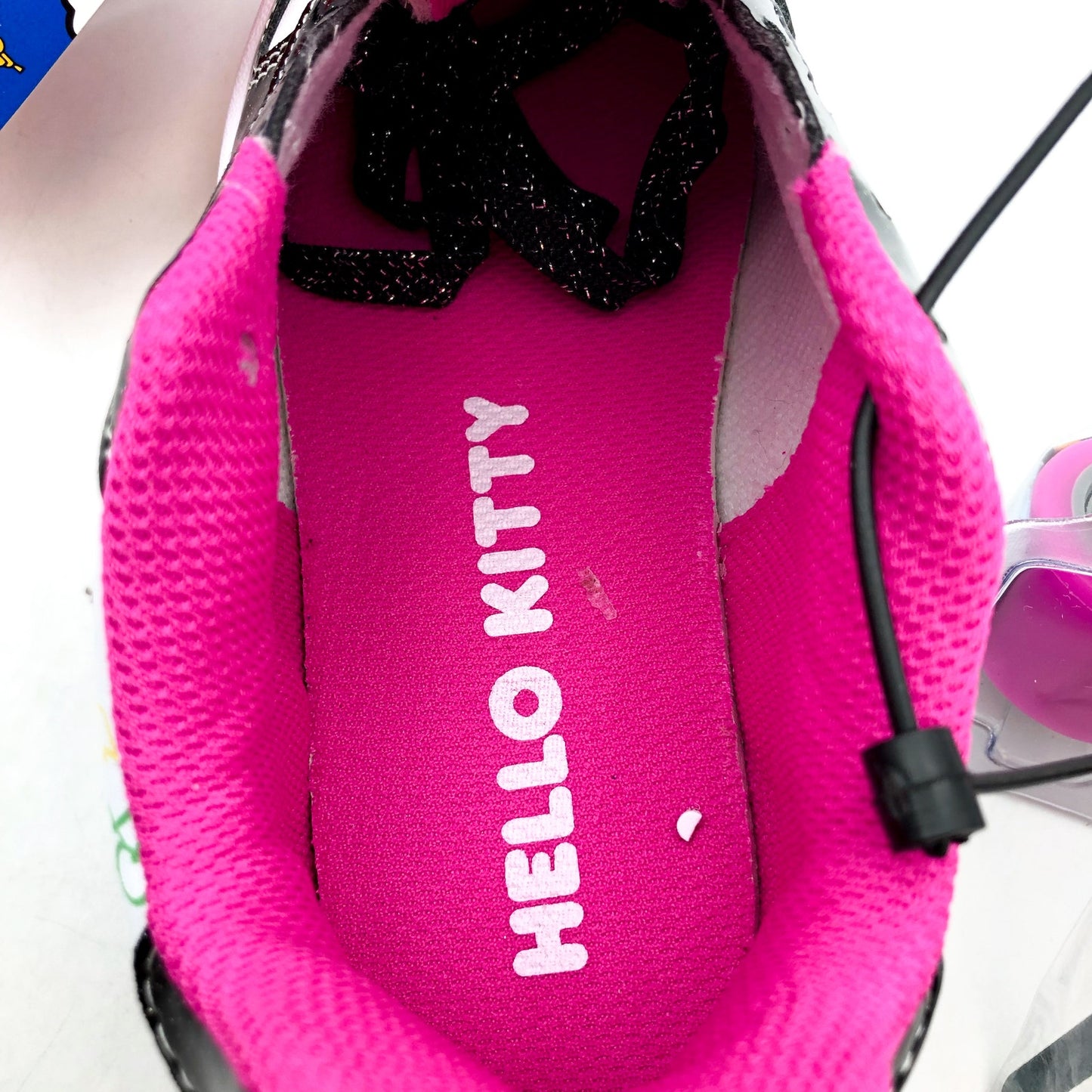 Heelys Girls Hello Kitty Kama Sneakers Youth 13 C EU 31 Black White Multi NIB