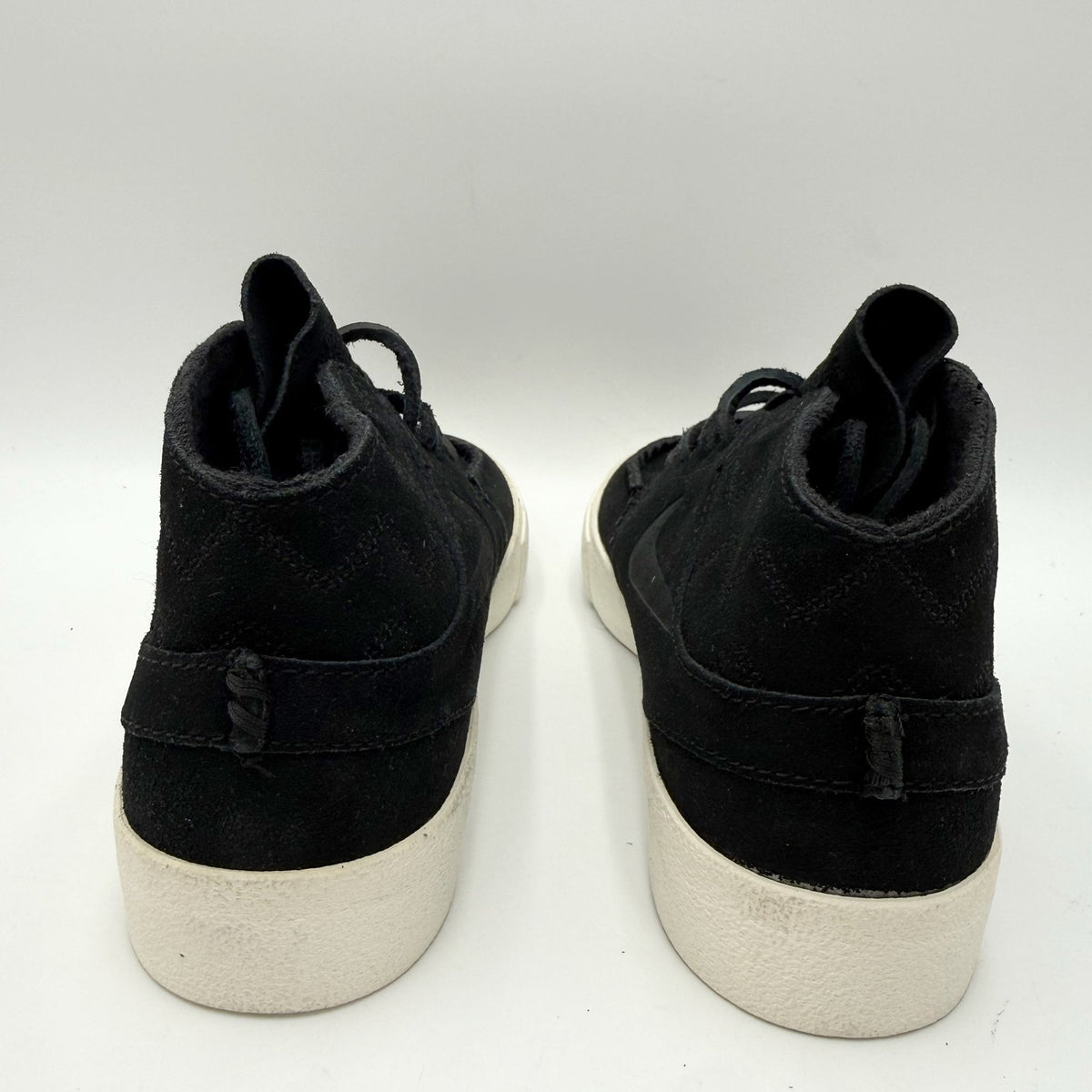 Nike Big Kids Zoom Stefan Janoski Mid SB Sneakers Size 5.5 Black Leather NWOB