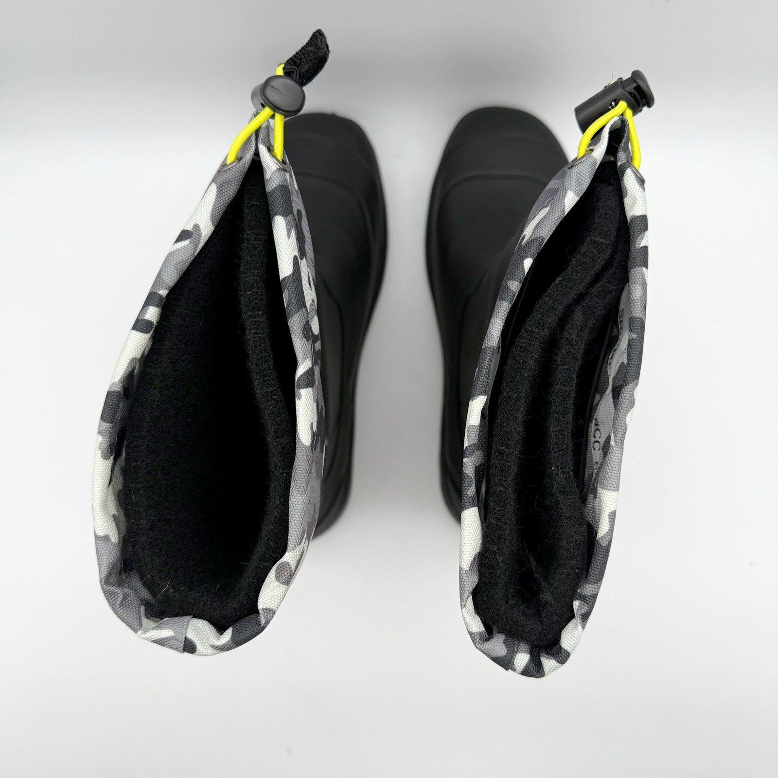 Kamik Kids Snobuster 2 Winter Boots US 6 EU 38 Grey Camo Waterproof NIB