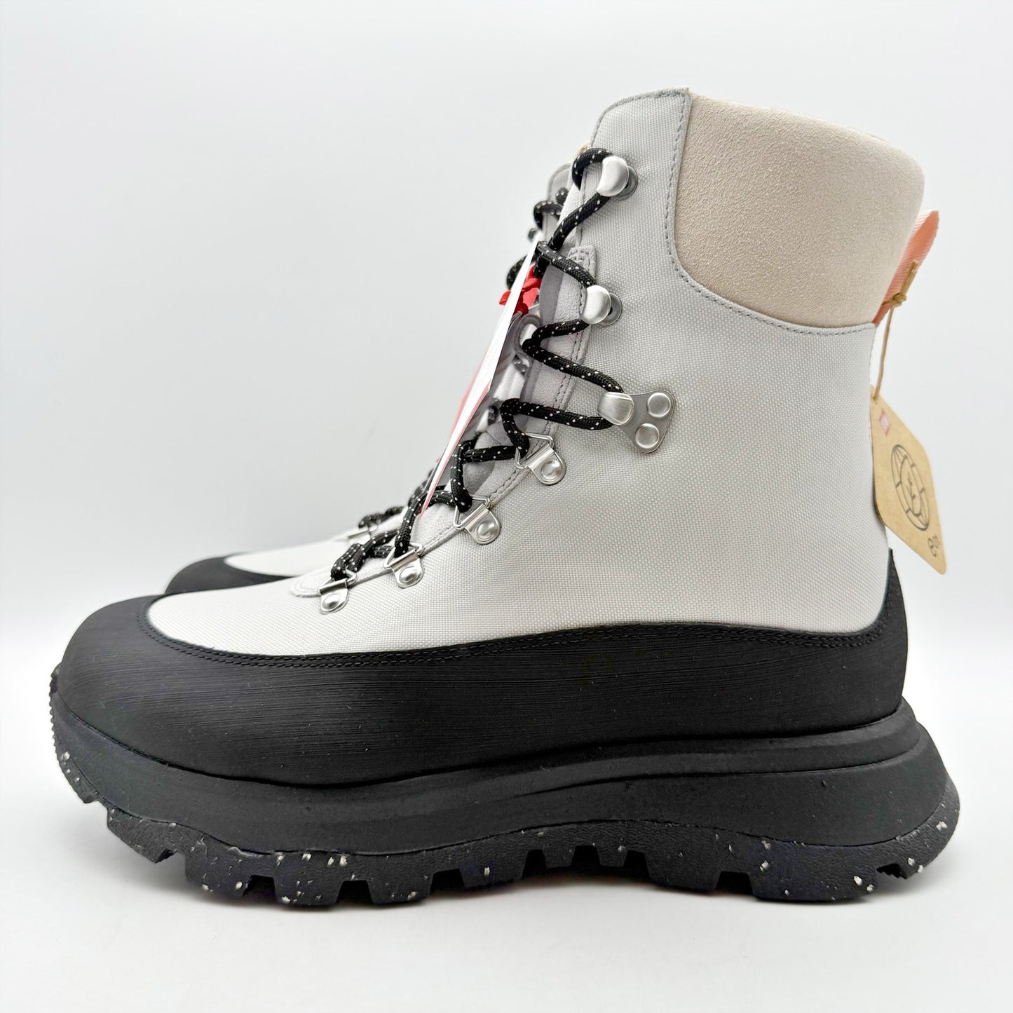 FitFlop Women NEO-D-HYKER E01 Walking Boot US 8 EU 39 White Black Waterproof NIB