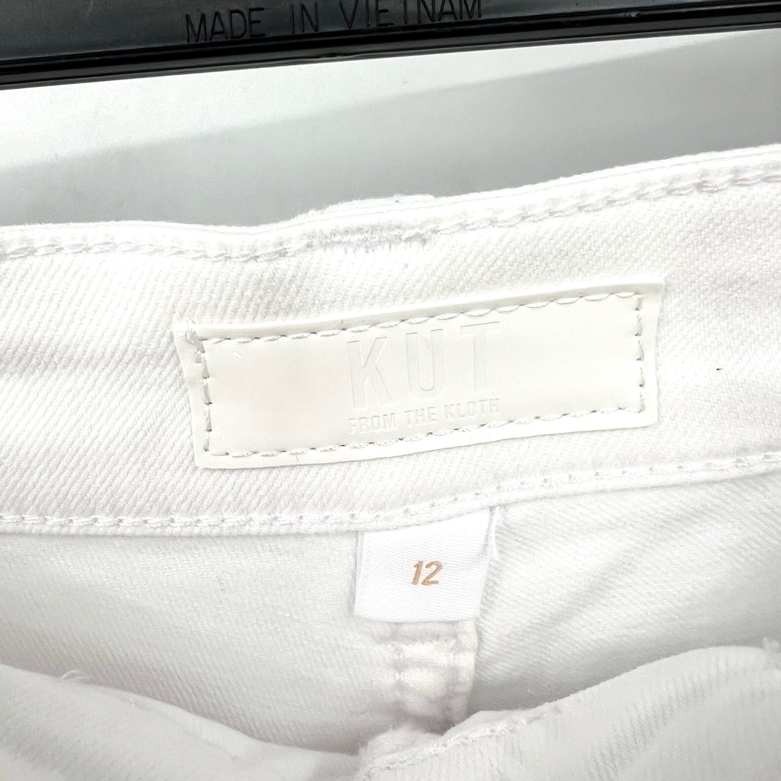 KUT FROM THE KLOTH Jane Cuff Denim Shorts Size 12 Optic White High Waist NWT