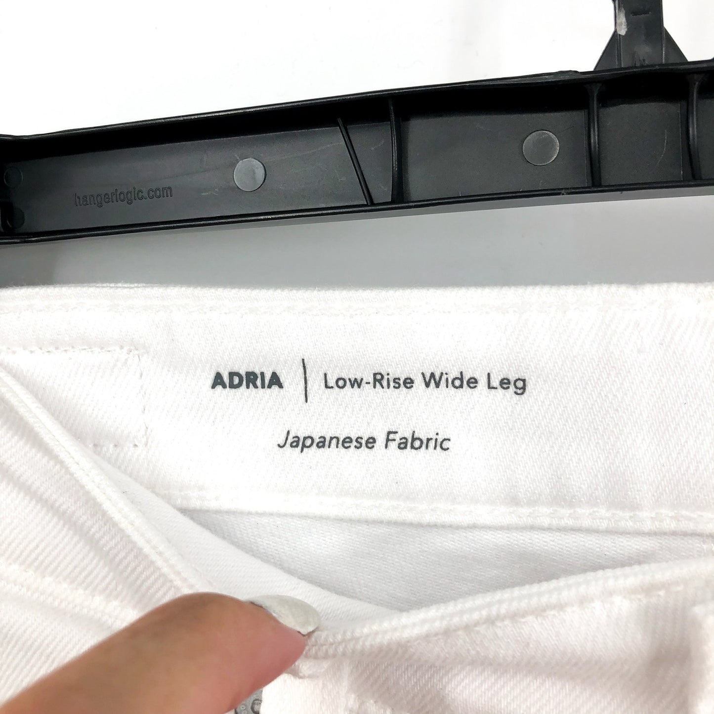 AG ADRIANO GOLDSCHMIED Womens Adria Wide Leg Jeans Size 24 White Low-Rise NWT