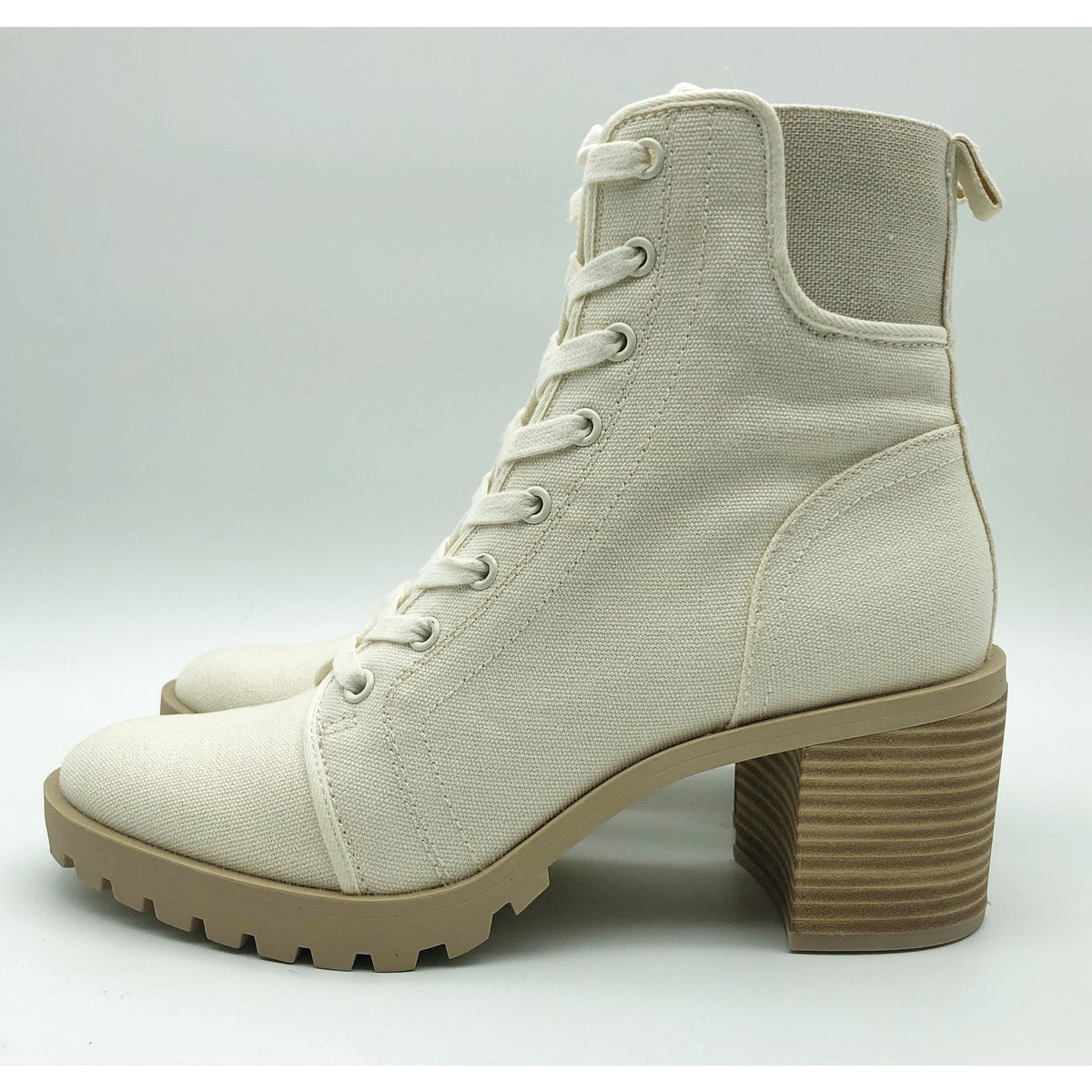 Dolce Vita Womens Combat Boots Size 6.5 Stacked Heel Off White Canvas NWOB