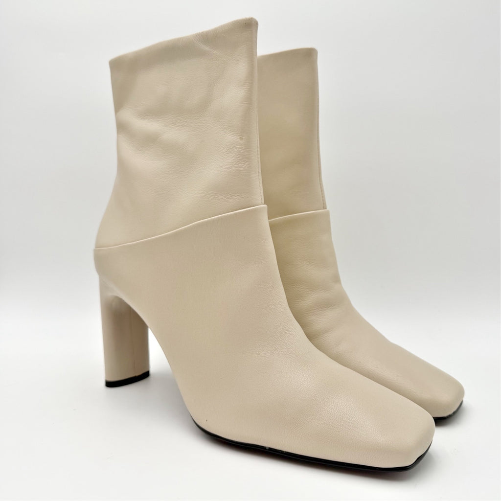 Franco Sarto Womens Flexabooty Ankle Boots Size 8.5 M Cream Leather Heels NIB