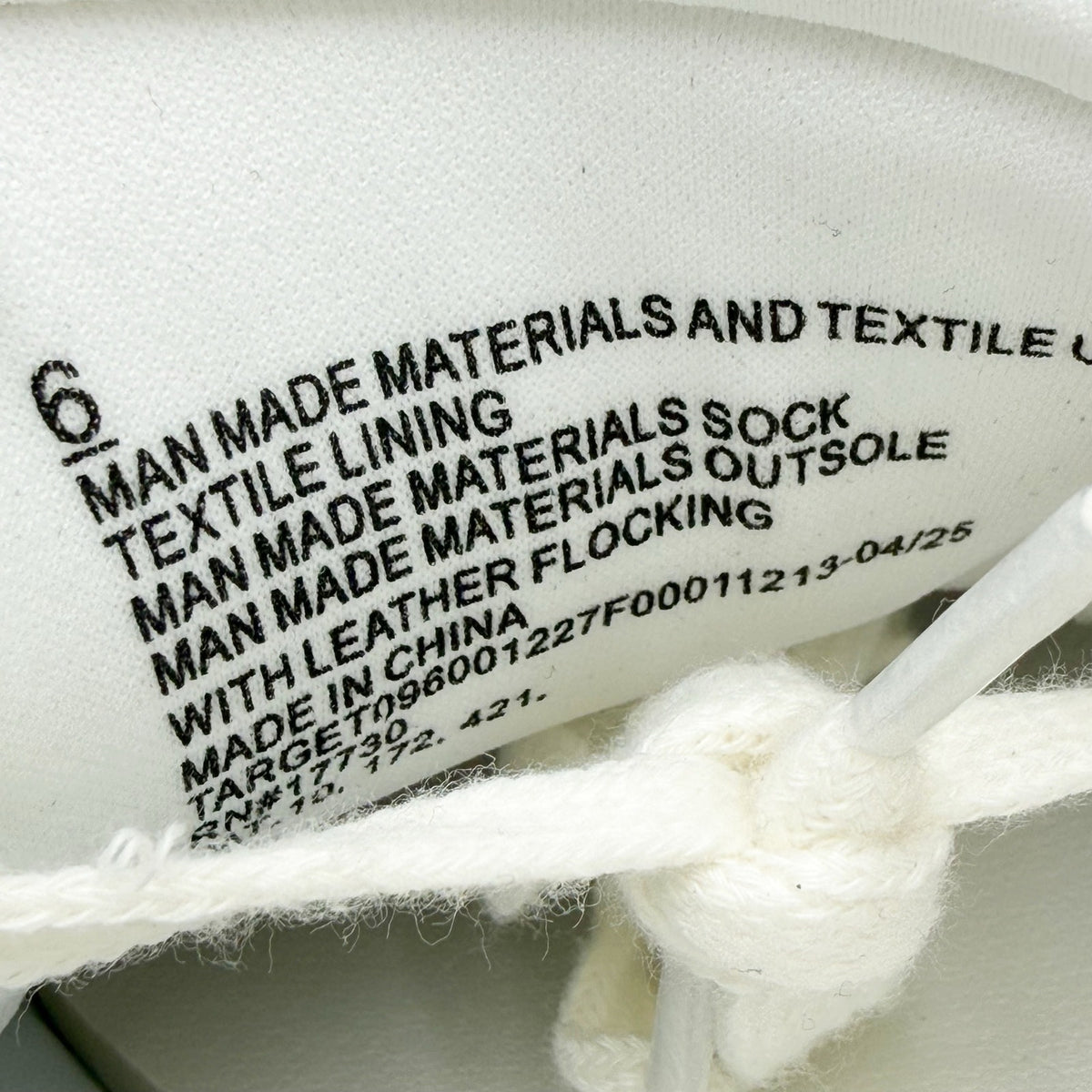 Universal Thread Womens Spencer Fashion Sneakers Size 6 White Black NWOB