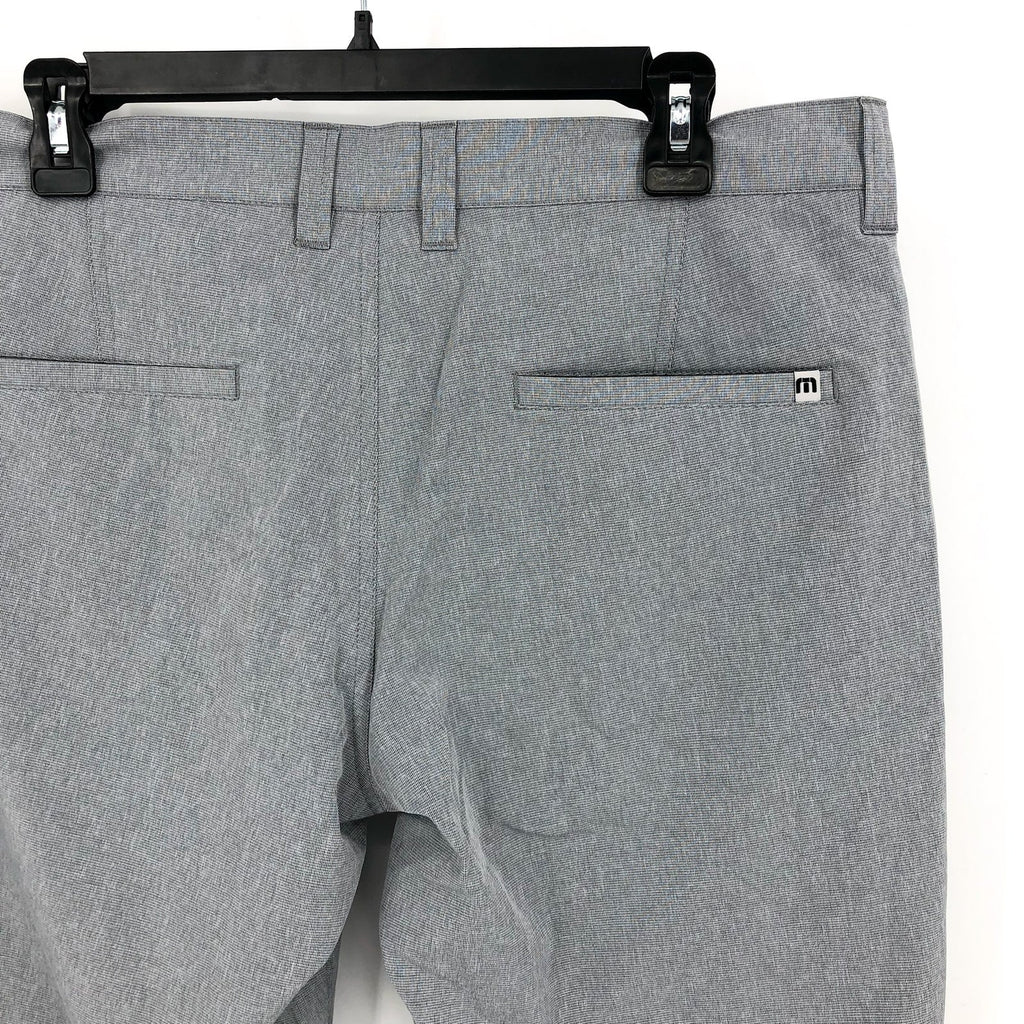 TRAVIS MATHEW Men's Beck Golf Shorts Size 32 Light Grey Flat Front Stretch NWT