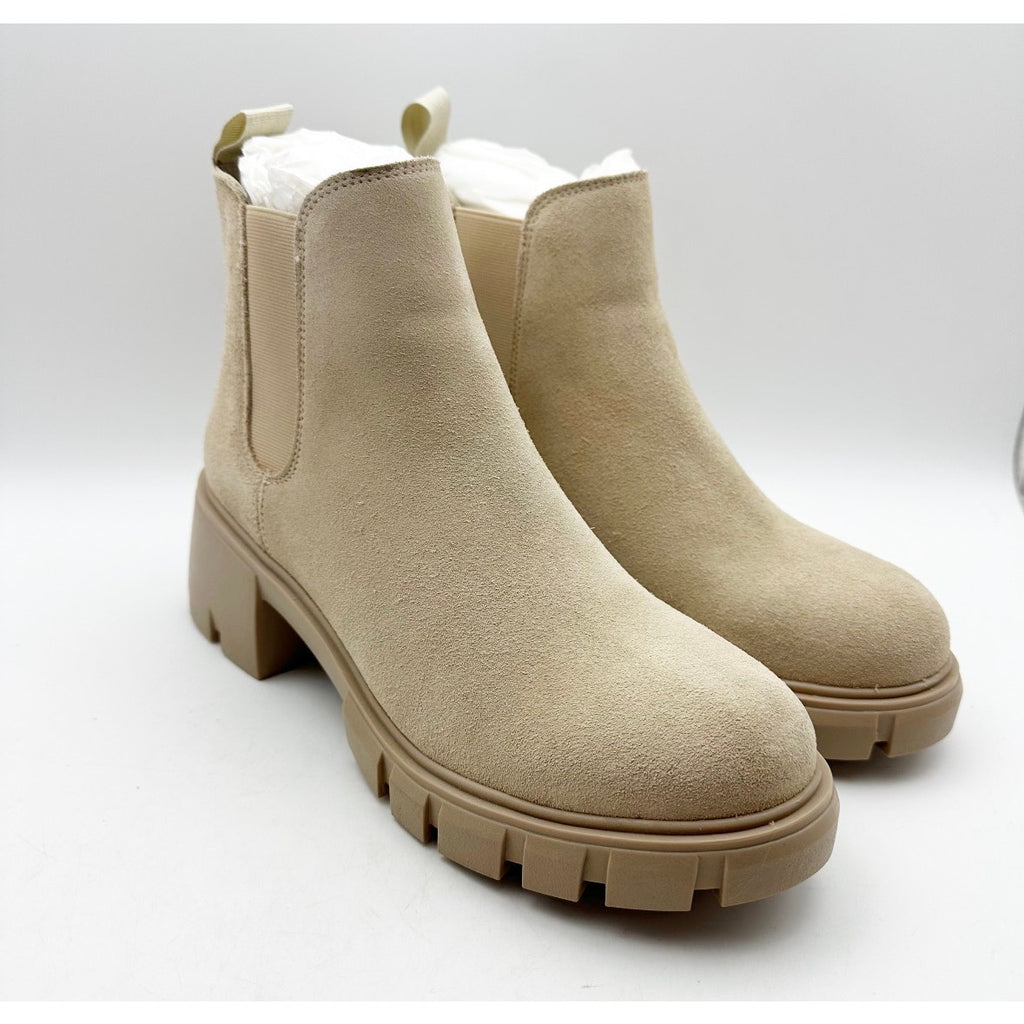Steve Madden Women's Howler Chelsea Boot Size 7.5 M Beige Block Heel NWOB