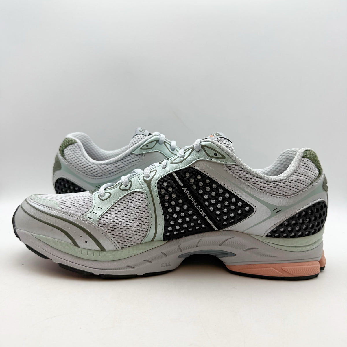 Saucony Mens ProGrid Triumph 4 Athletic Shoes Size 13 Grey Green Sneakers NIB
