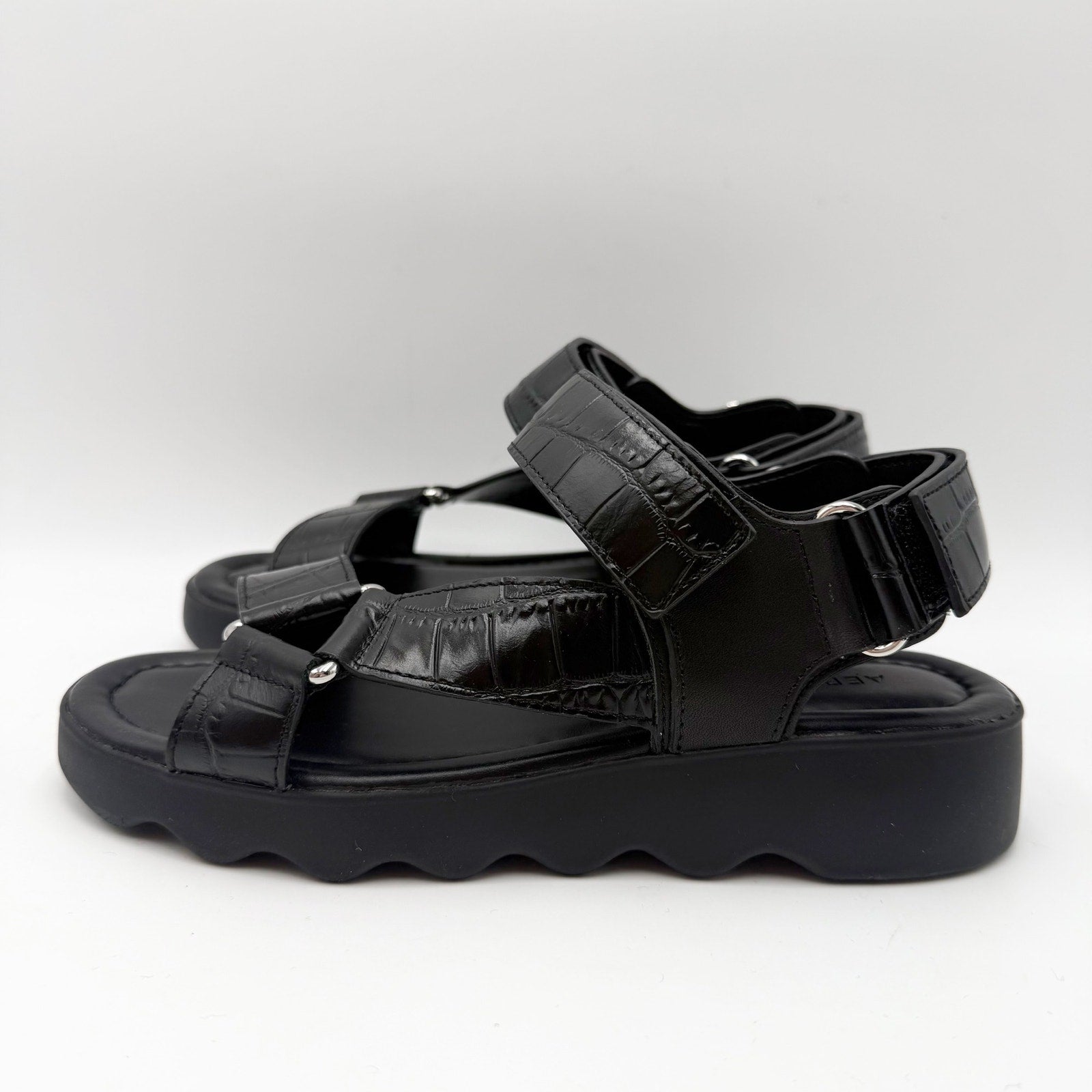 Aerosoles Womens Wave Sandals Size 6 M Black Crocodile Leather NIB