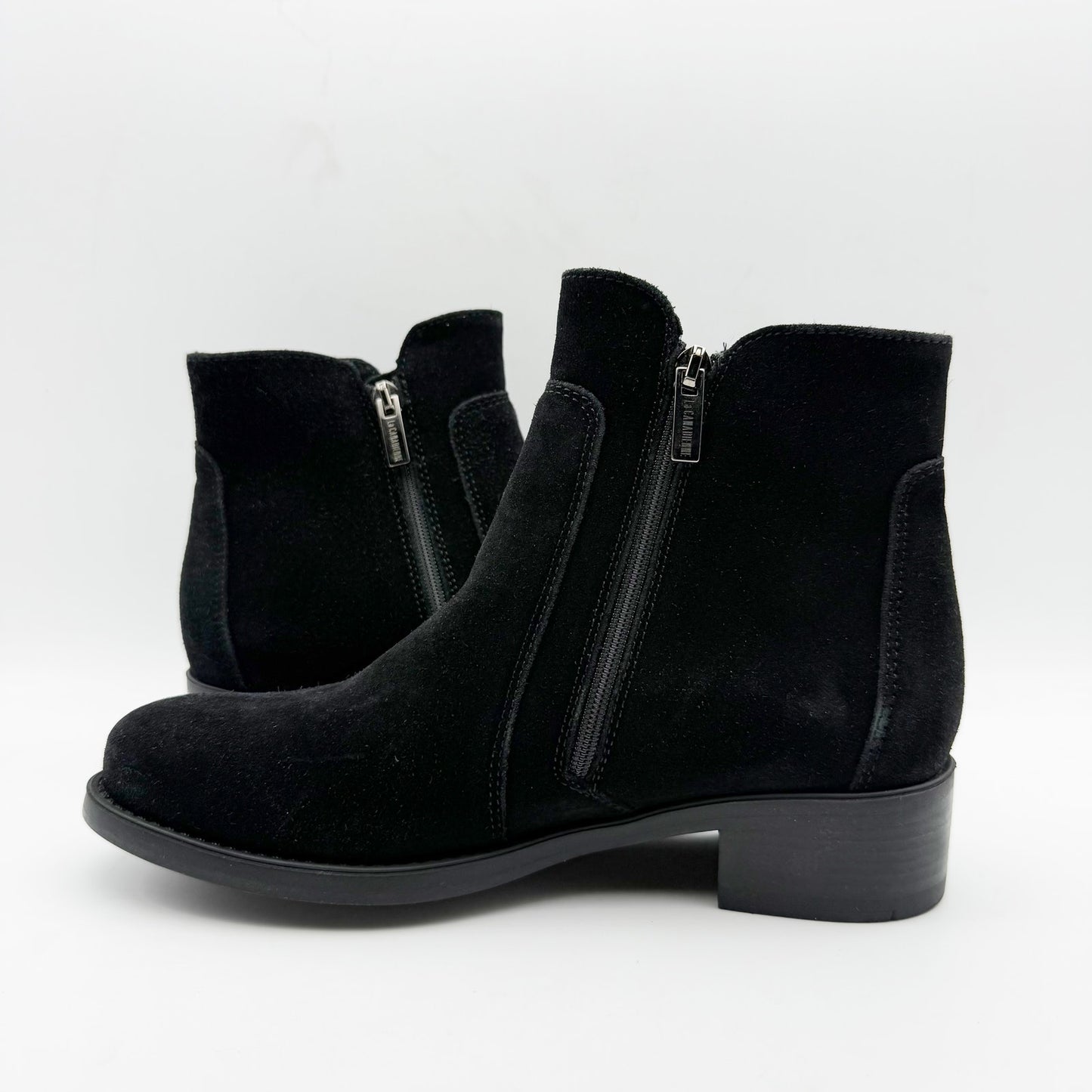 La Canadienne Womens Saria Booties US 6.5 Black Suede Waterproof Dual Zip NWOB