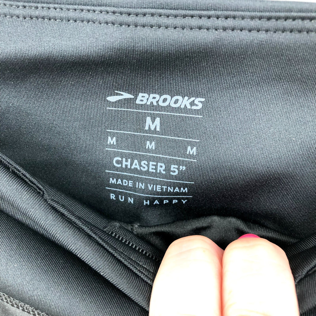 BROOKS Women's Chaser 5" Running Short Medium Black Athletic Lightweight NWT