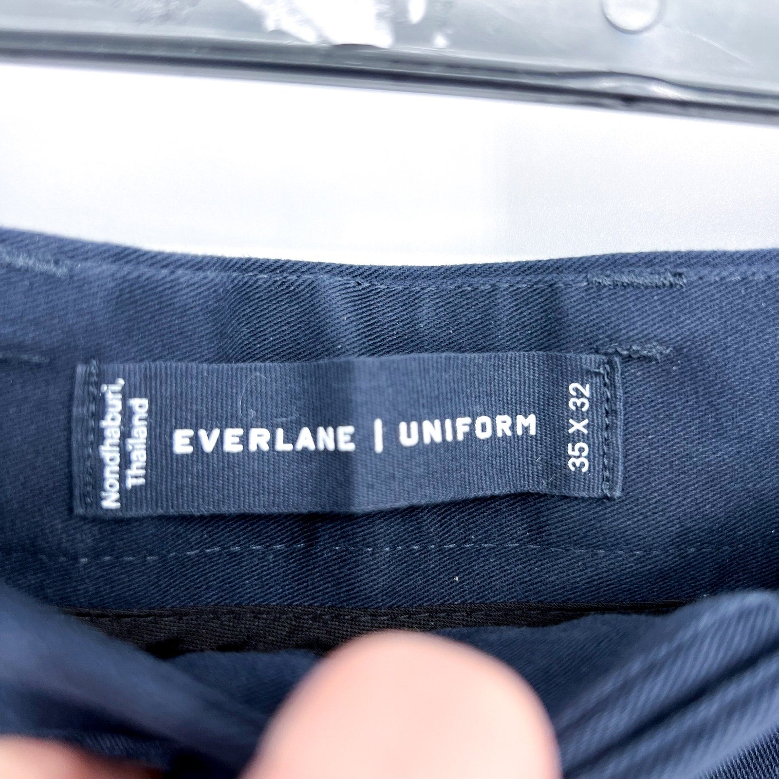 EVERLANE Uniform Mens Performance Chino Pants 35x32 Navy Blue Athletic Fit NWT