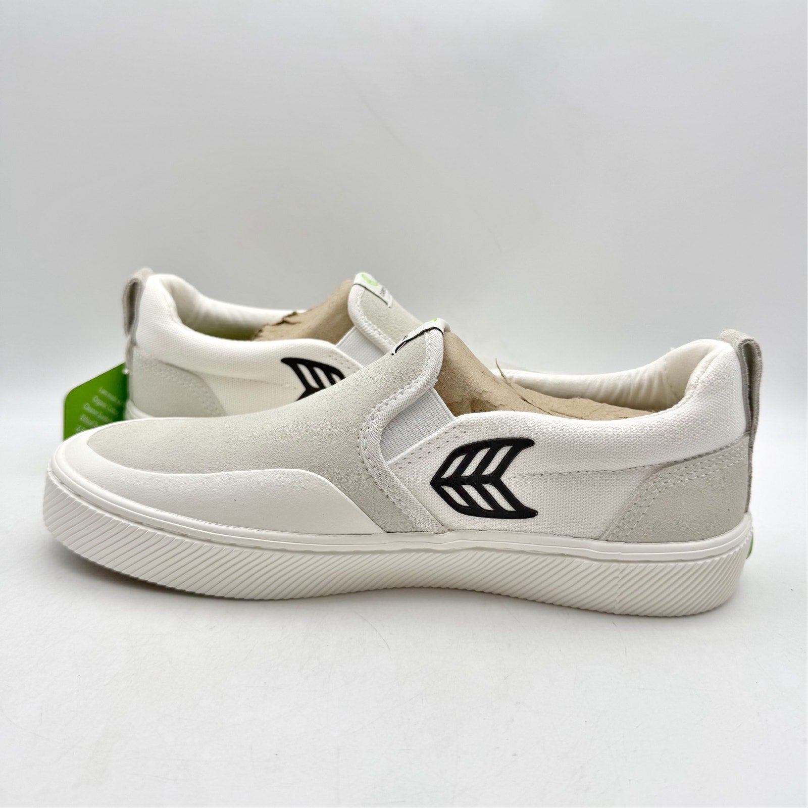 Cariuma Womens Slip-On Skate Pro Low Sneakers US 8 White Canvas Suede NIB