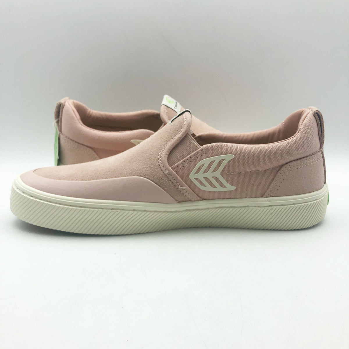 Cariuma Womens Skate Pro Slip On Sneakers Size 7 Rose Pink Suede NIB