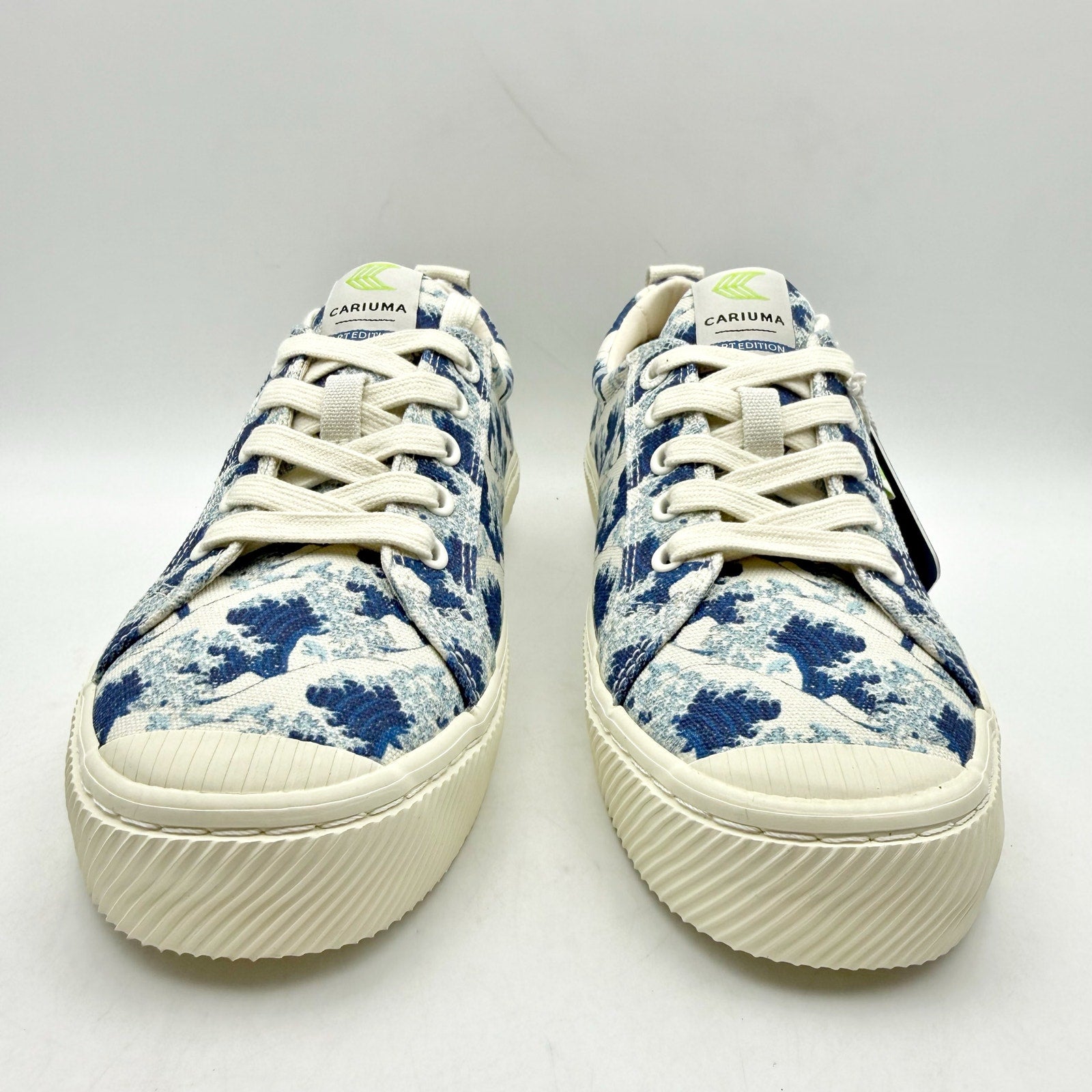 Cariuma X Hokusai OCA Wave Off Sneakers Mens 9 Womens 10.5 White Blue Canvas NIB