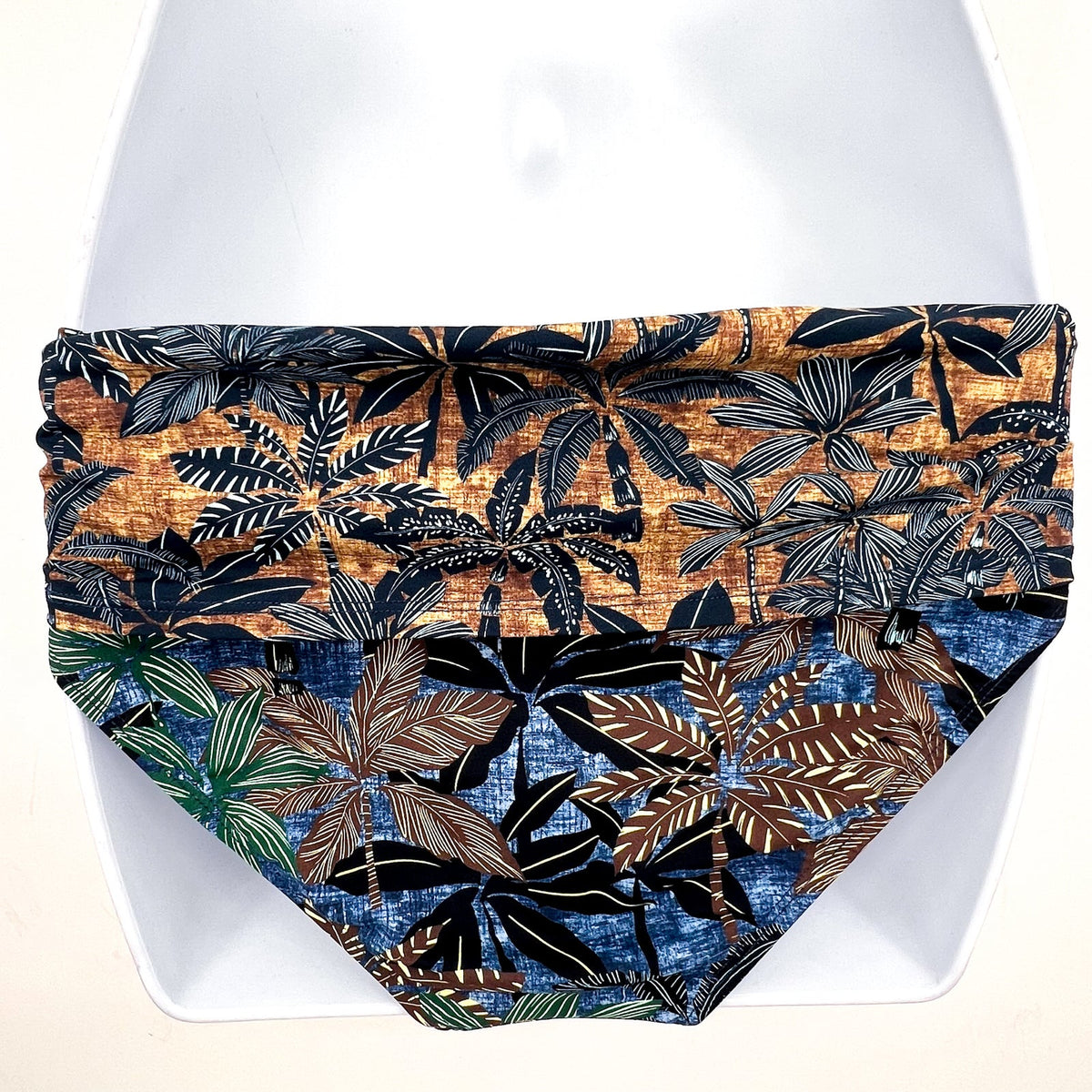 BLEU ROD BEATTIE By the Sea Sarong Hipster Bikini Bottom Size 6 Blue Gold NWT