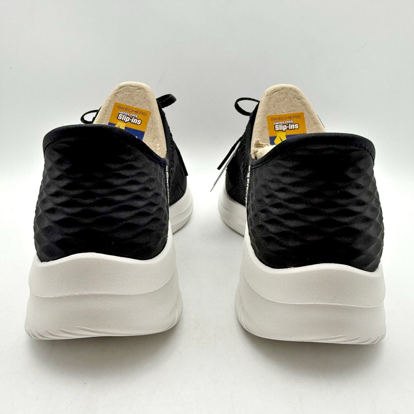 Skechers Womens Ultra Flex 3.0 Slip In Sneakers US 9 Black White Athletic NIB