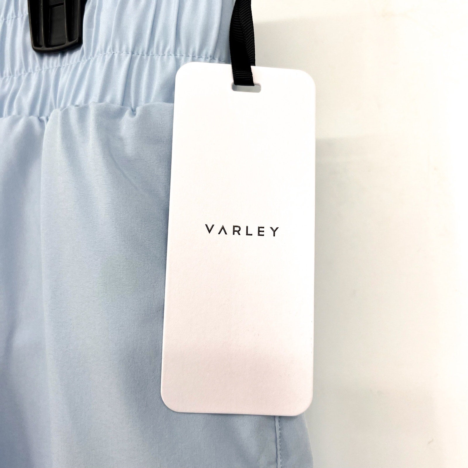 VARLEY Women's Kallin Running Shorts Medium Cashmere Blue 1.5" Inseam Liner NWT