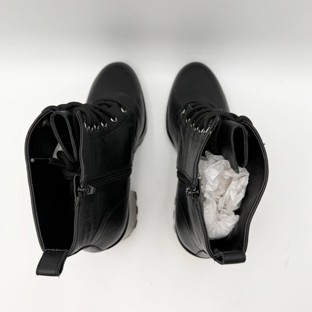 BP. Womens Masson Heeled Booties Size 8.5 M Black Leather Lace Up NWOB