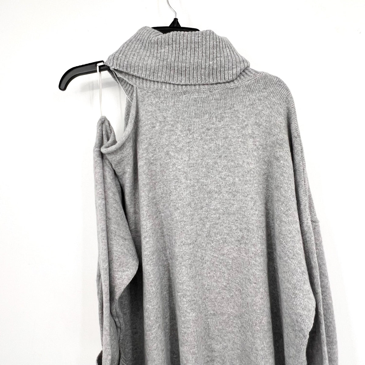 1. STATE Women Turtleneck Cold Shoulder Sweater 3X Light Heather Grey NWOT