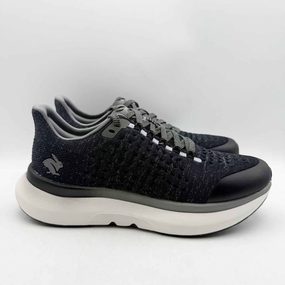 Rabbit Womens Dream Chaser Running Shoes Size 10 EU 42 Black Athletic NIB