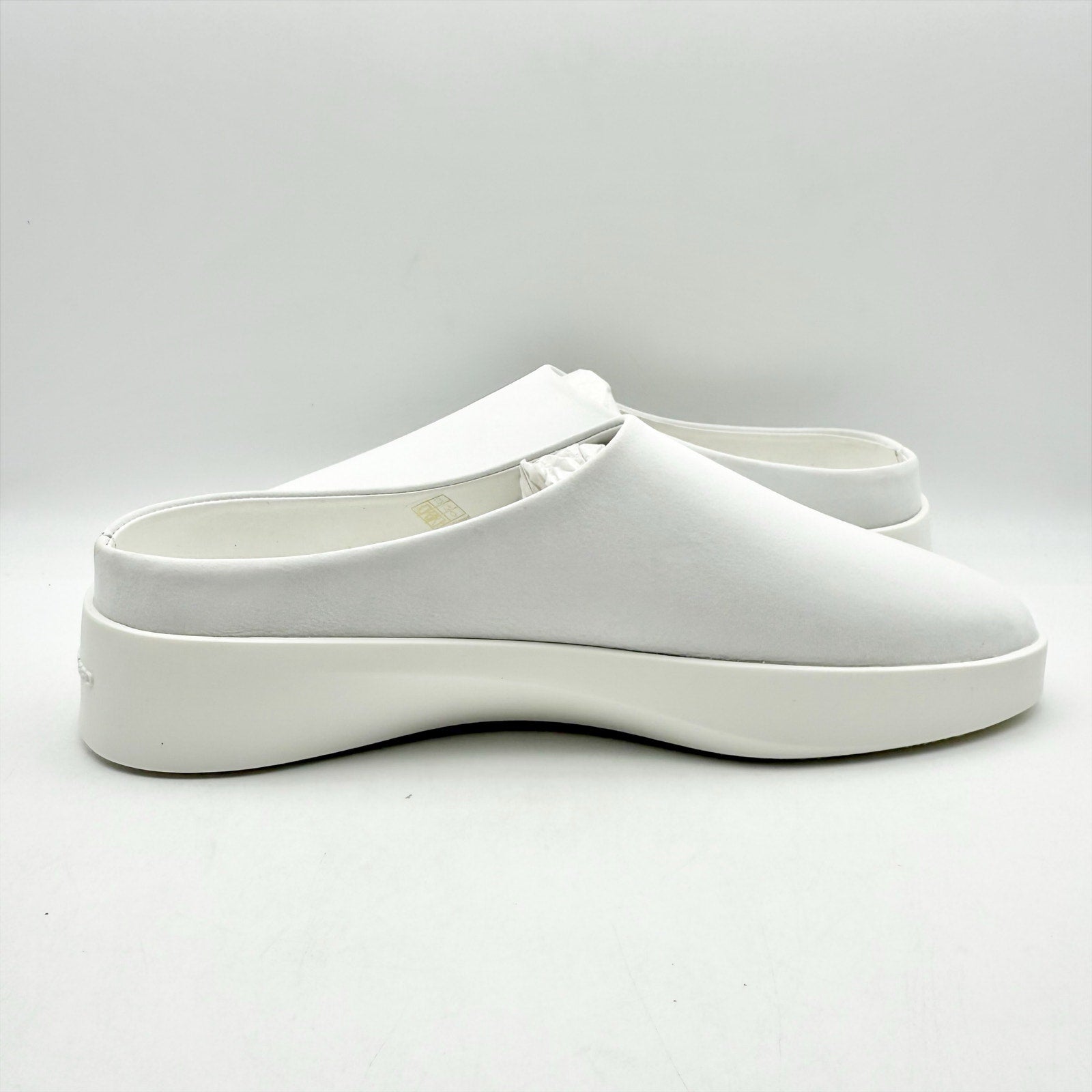 Wolf & Shepherd Cruise Mule Slip On Shoes Mens 7.5 Womens 9 White Leather NIB