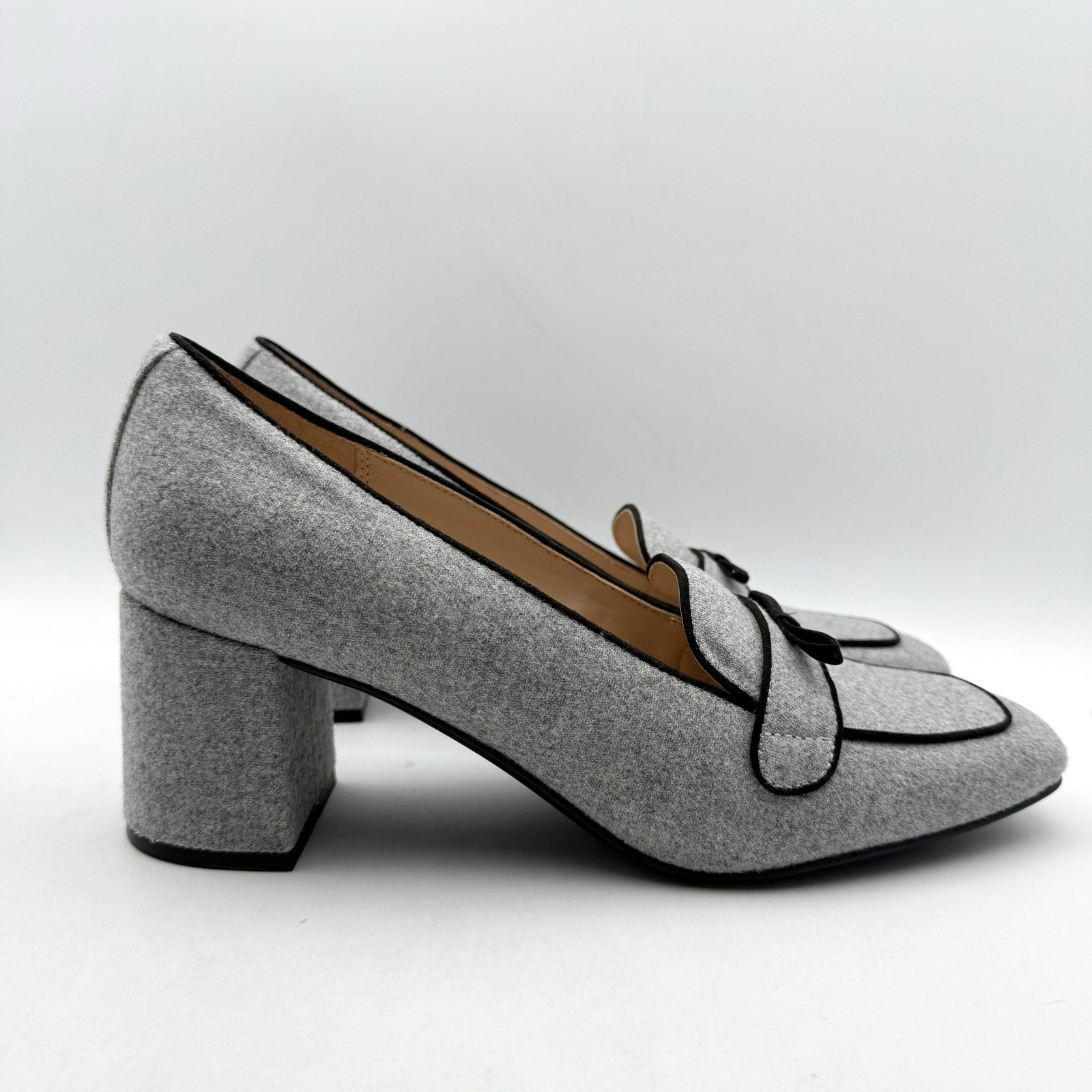 Bandolino Womens Larkin Pumps Size 11 M EU 41 Light Gray Slip On NIB