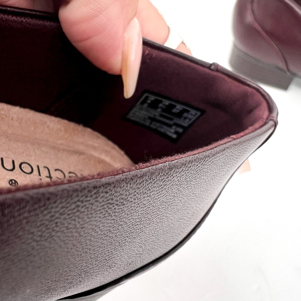 CLARKS Womens Juliet Gem Slip On Flats Loafers Size 6.5 Red Burgundy Leather NIB