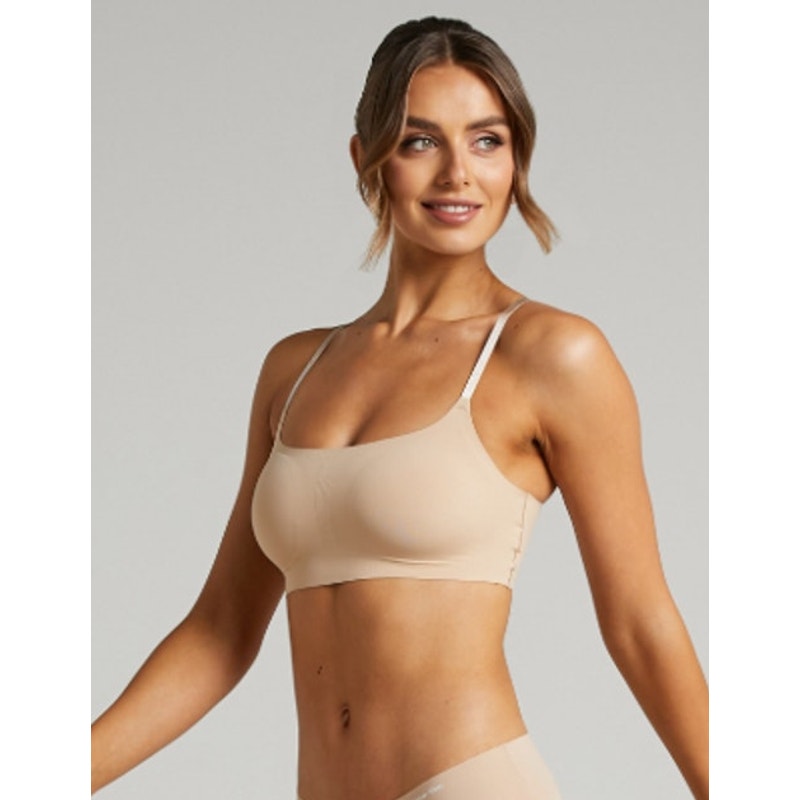 CALVIN KLEIN Invisibles Comfort Bralette Medium Lightly Lined Bare Seamless NWT