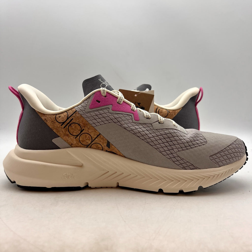 Diadora Womens Mythos Blushield Volo 4 2030 Athletic Shoes Size 9 Gray NIB