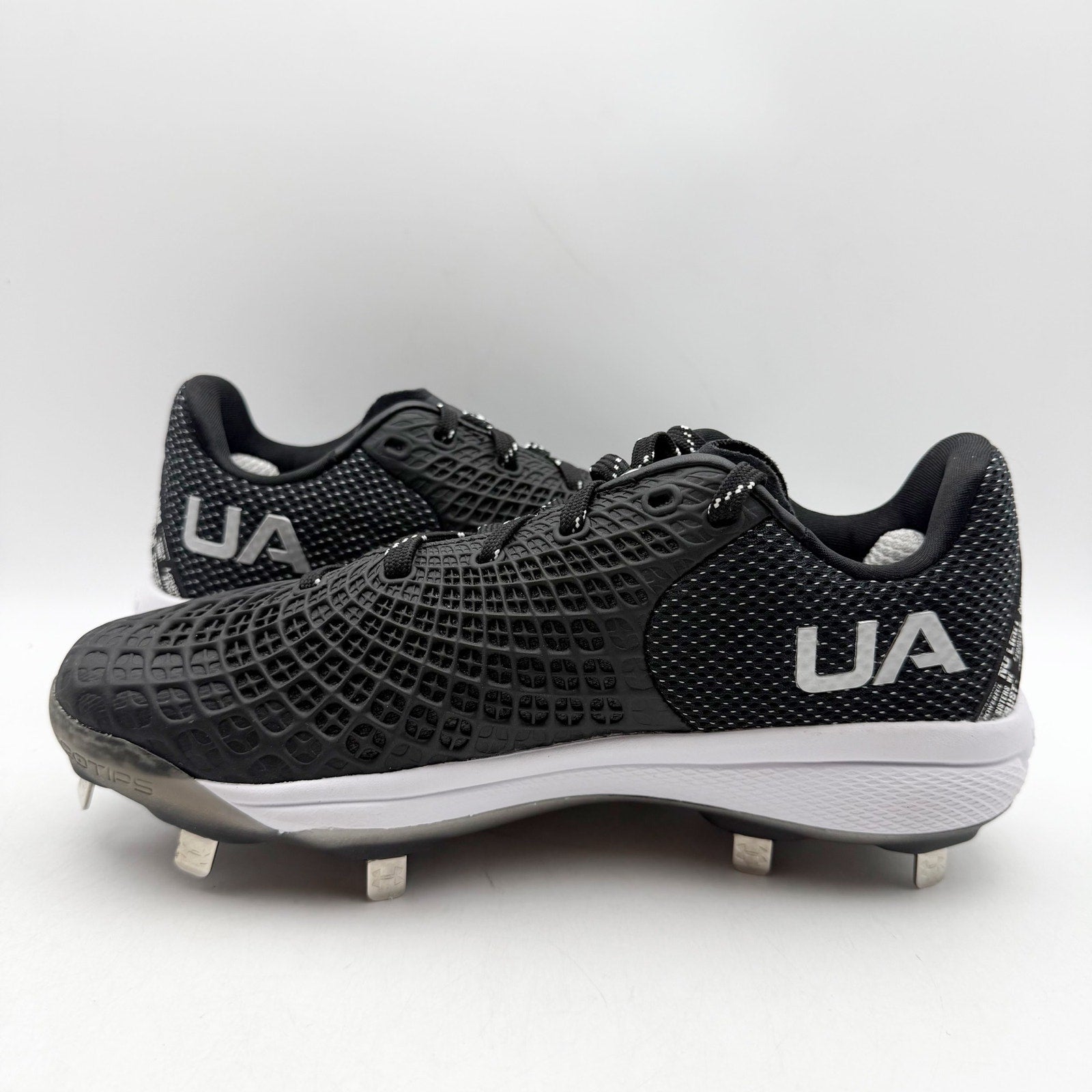 Under Armour Womens Glyde 2.0 Metal Softball Cleats US 7.5 Black Silver NWOB