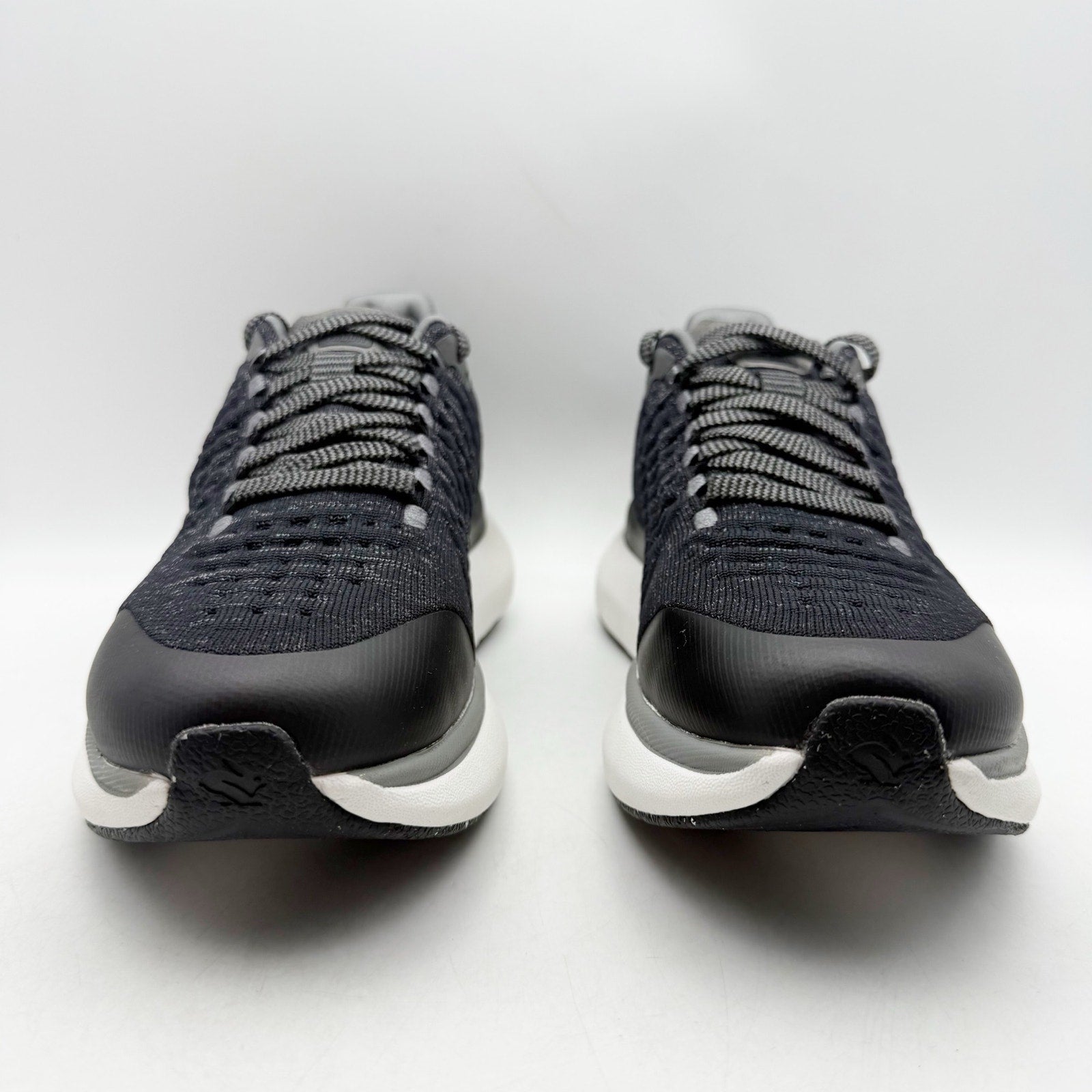 Rabbit Womens Dream Chaser Running Shoes US 10 EU 42 Black Athletic NIB