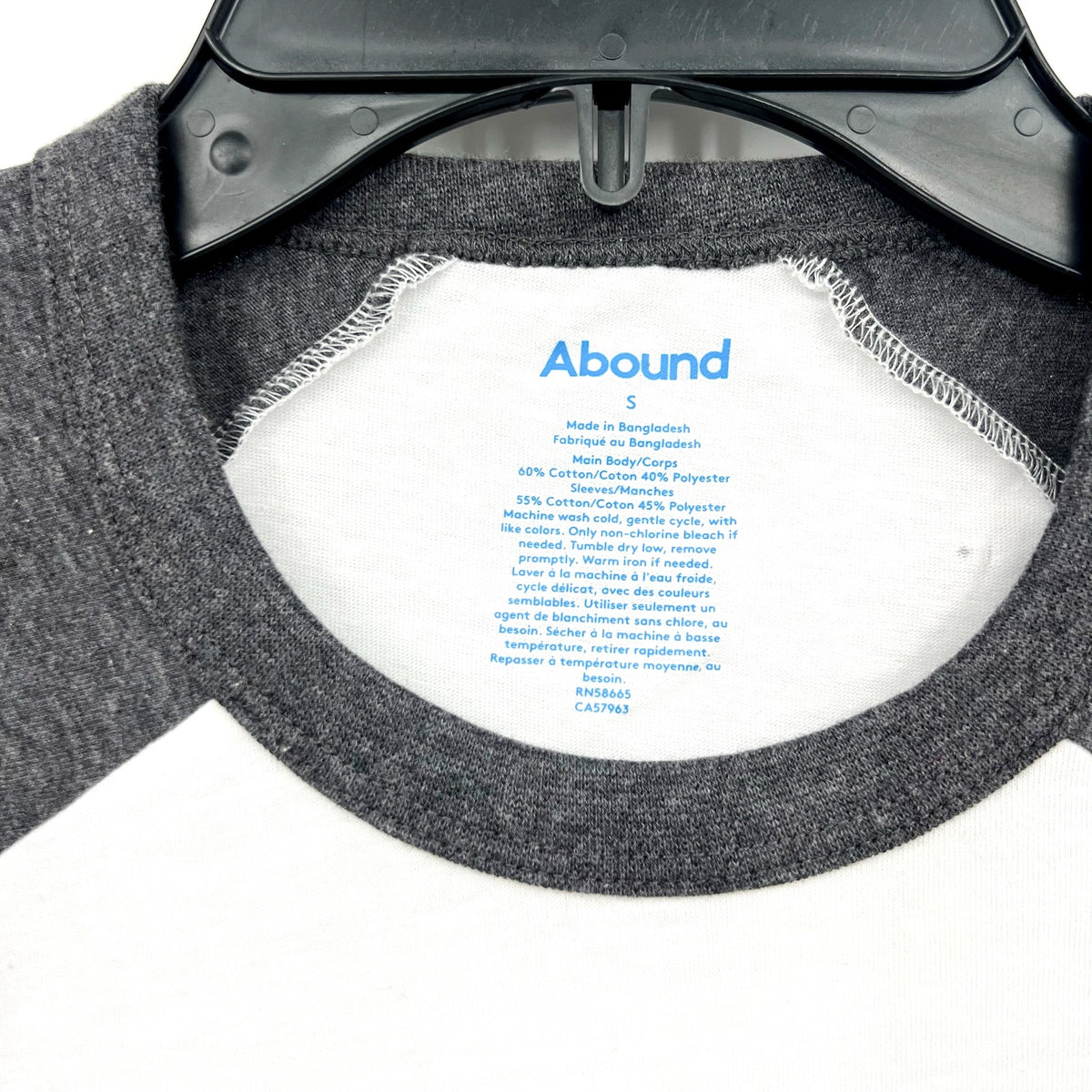 ABOUND Men's Raglan Baseball T-shirt Small White Grey Crewneck Short Sleeve NWOT