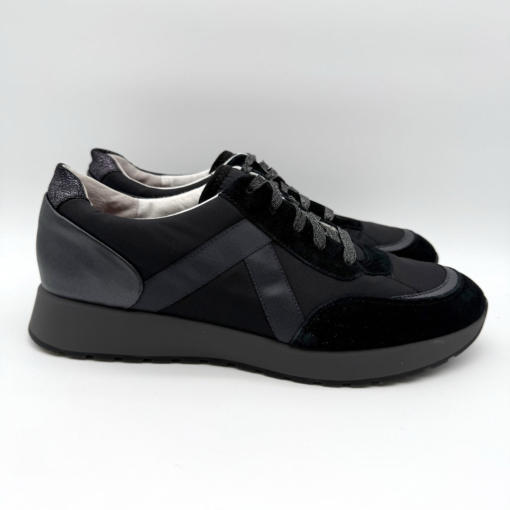 Munro Womens Piper Sneakers US 12 M Black Grey Suede Athletic NWOB