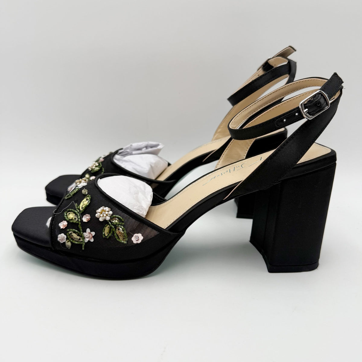 Betsey Johnson Womens Kirra Platform Heel Sandals US 8.5 Black Floral Beaded NIB