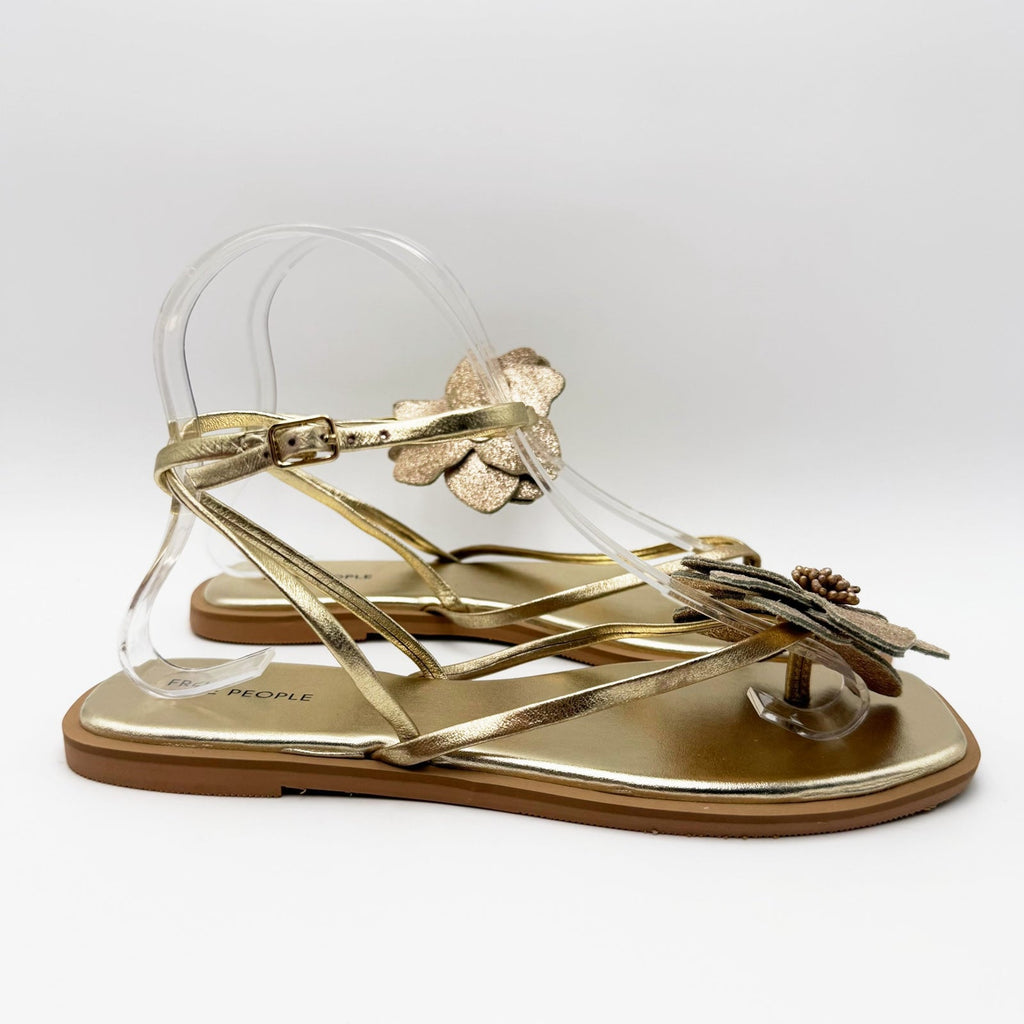 Free People Womens Mismatch Magnolia Thong Sandals Size 6.5 Gold Flower NIB